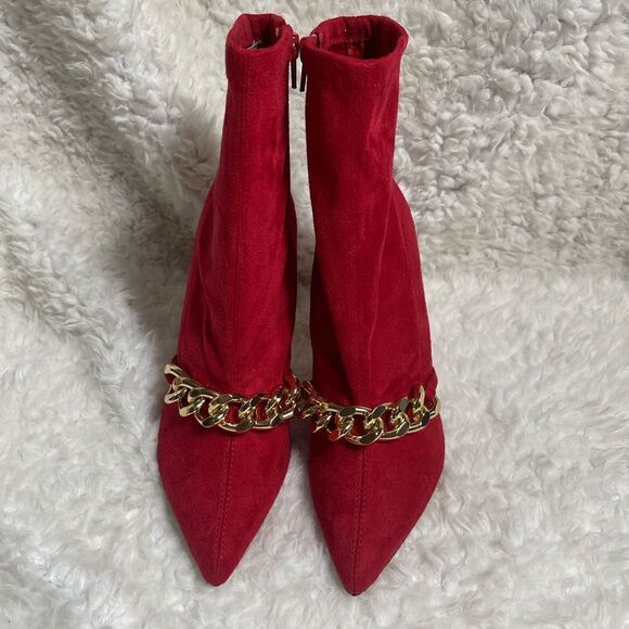 Nine West Red textile suede ankle Boots metallic gold tone chain accent SZ7.5 - Picture 8 of 12